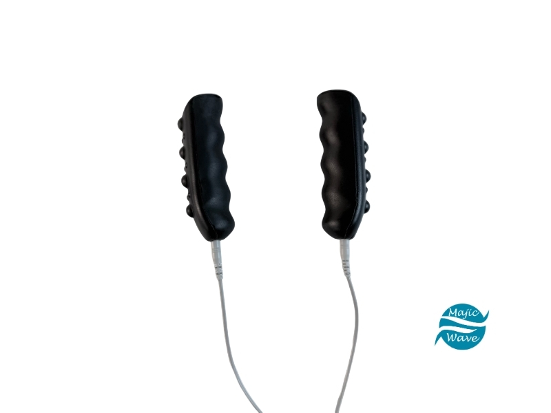 Set of low-intensity hand terminals